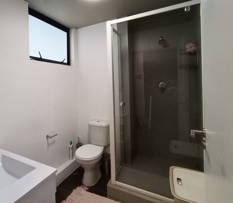 To Let 2 Bedroom Property for Rent in Observatory Western Cape